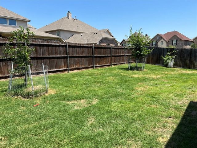 2473 Kingsgate Drive, Little Elm, TX 75068
