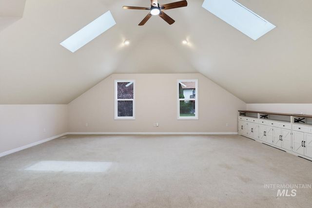2480 E Roanoke Dr, Boise, ID 83712