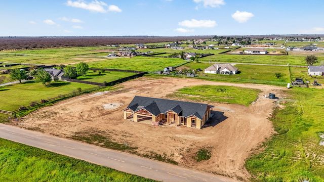 21250 Del Monte Road, Madera, CA 93638