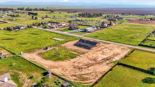 21250 Del Monte Road, Madera, CA 93638