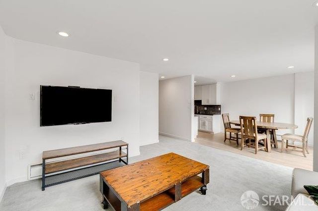 1000 Franklin Street 205, San Francisco, CA 94109