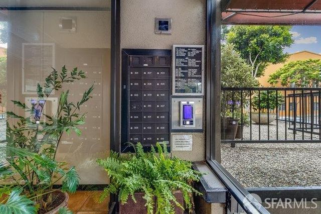 1000 Franklin Street 205, San Francisco, CA 94109
