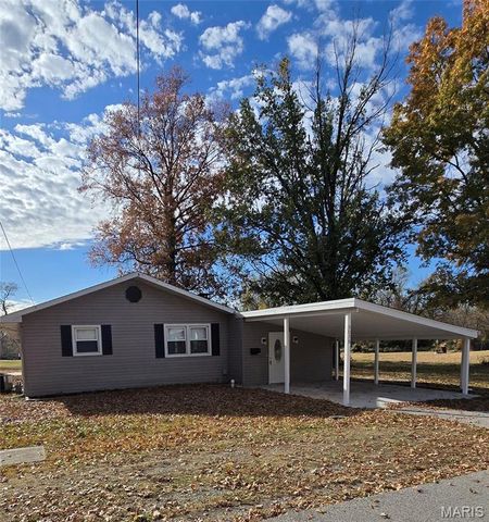 3038 Circle Drive, Granite City, IL 62040