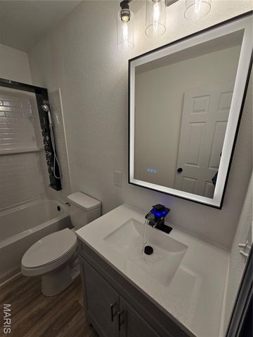 3038 Circle Drive, Granite City, IL 62040