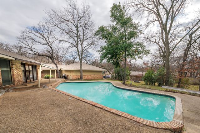 1650 Danciger Drive, Fort Worth, TX 76112