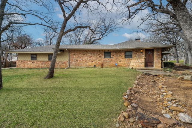 1650 Danciger Drive, Fort Worth, TX 76112