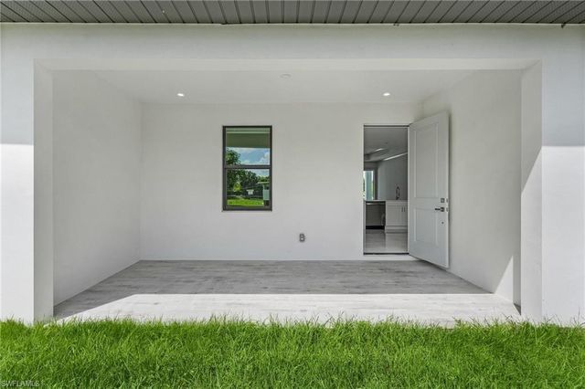 2378 Hunter BLVD # 1, Naples, FL 34116