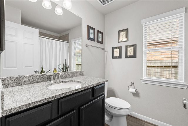 4818 Ladona Court, League City, TX 77573