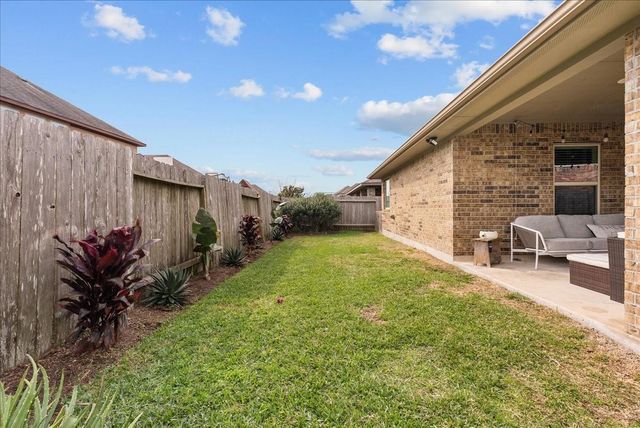 4818 Ladona Court, League City, TX 77573