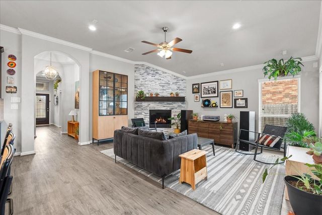 4818 Ladona Court, League City, TX 77573