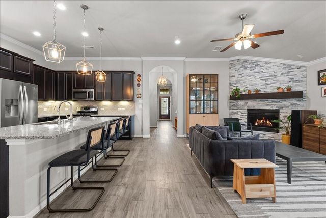 4818 Ladona Court, League City, TX 77573