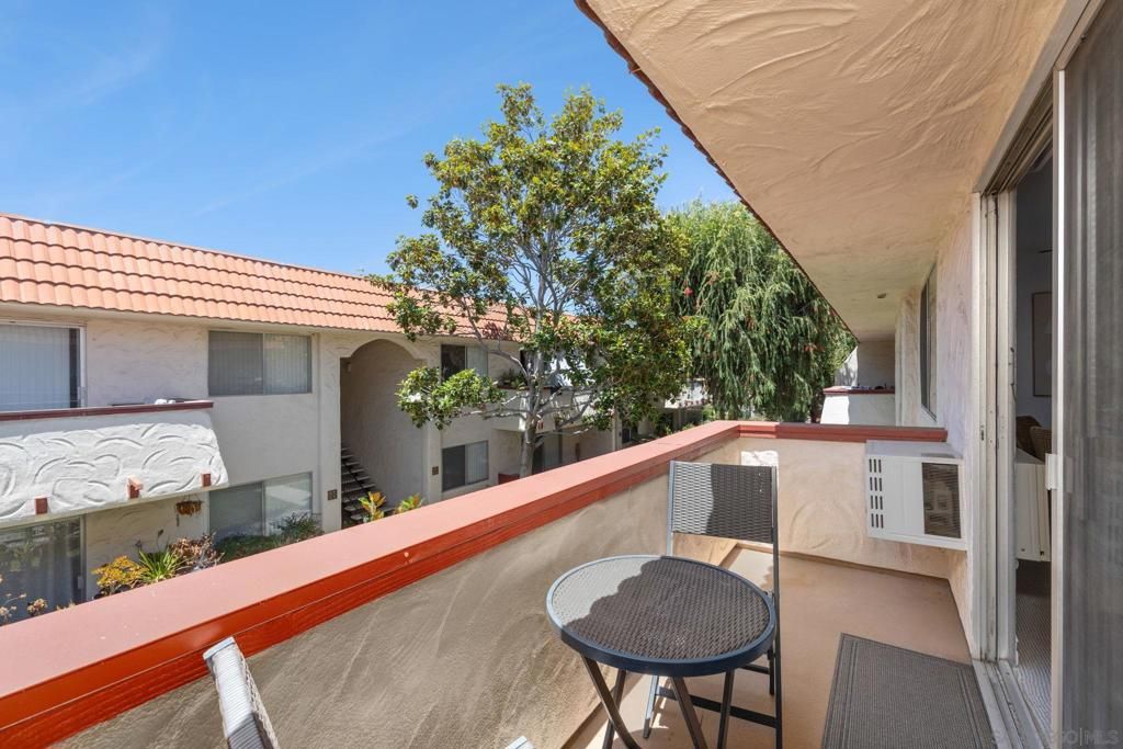 Image 23 of property listing at 8641 Lake Murray 16, San Diego, CA 92119