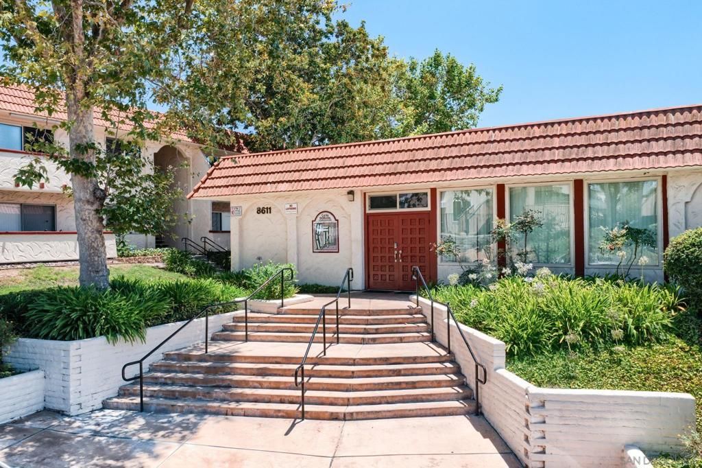 Image 27 of property listing at 8641 Lake Murray 16, San Diego, CA 92119