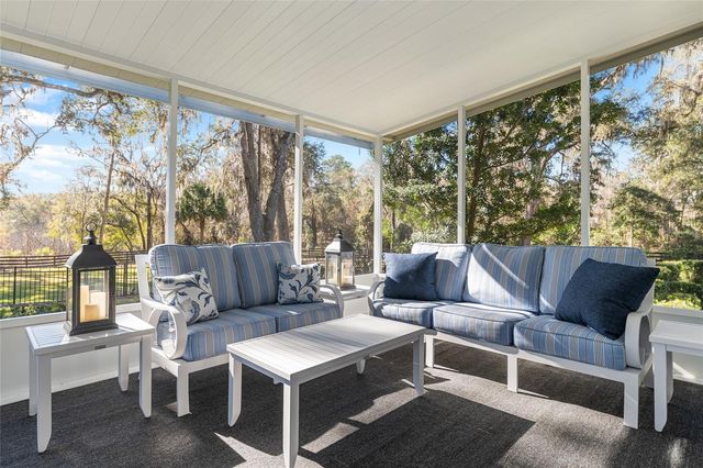 33 LAKE WOOD CIRCLE, Ocala, FL 34482