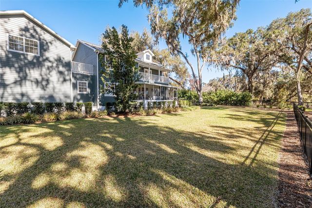 33 LAKE WOOD CIRCLE, Ocala, FL 34482