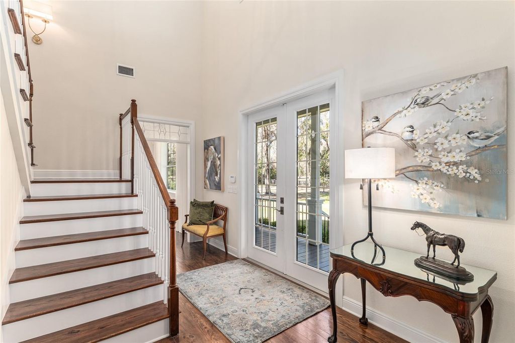 Image 5 of property listing at 33 LAKE WOOD CIRCLE, Ocala, FL 34482