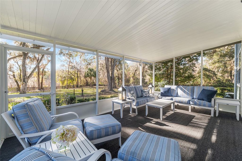 Image 62 of property listing at 33 LAKE WOOD CIRCLE, Ocala, FL 34482