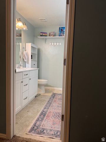 5023 W CURRANT DR, South Jordan, UT 84009