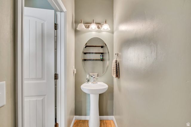 5023 W CURRANT DR, South Jordan, UT 84009