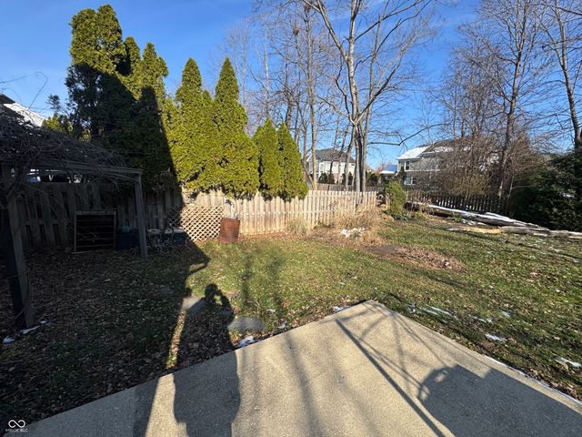 7435 Sycamore Run Drive, Indianapolis, IN 46237