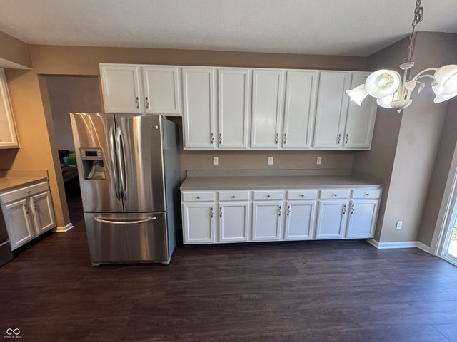 7435 Sycamore Run Drive, Indianapolis, IN 46237