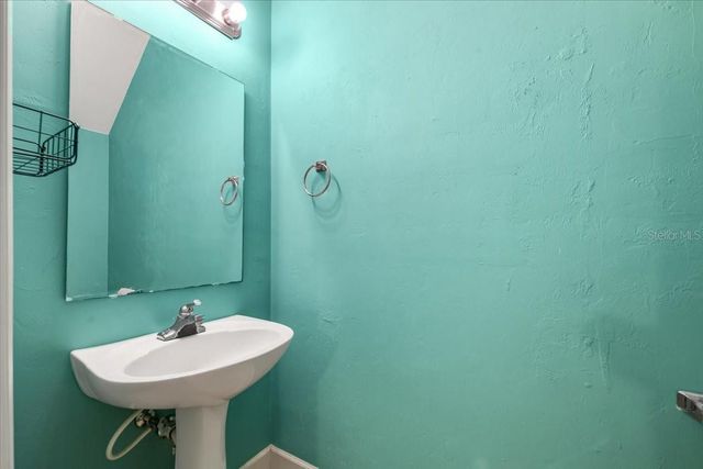 2945 SW 35TH PLACE 137, Gainesville, FL 32608