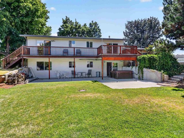 2590 S Cloverdale Rd, Boise, ID 83709