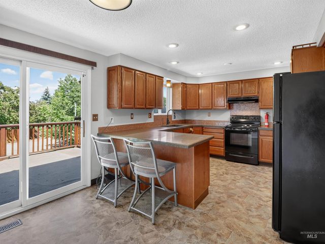 2590 S Cloverdale Rd, Boise, ID 83709