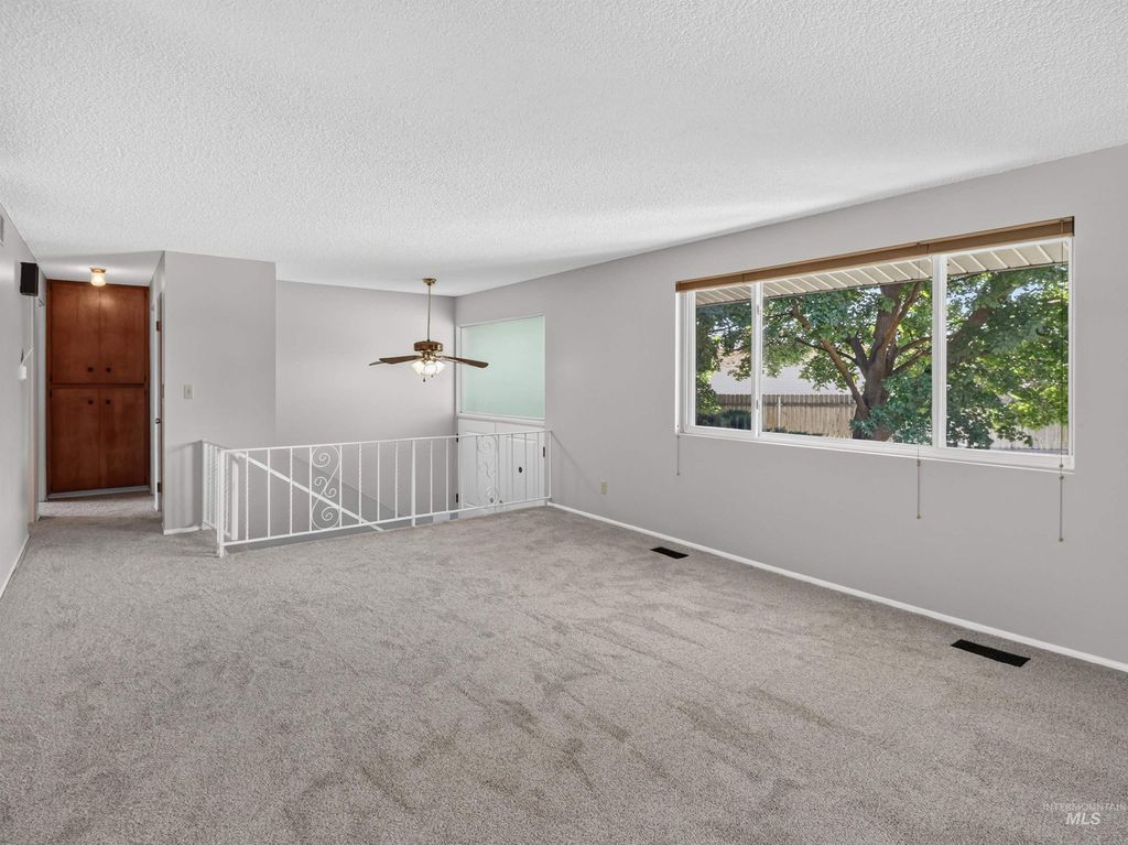 2590 S Cloverdale Rd, Boise, ID 83709 photo 3