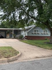 1927 N Richmond, Wichita, KS 67203