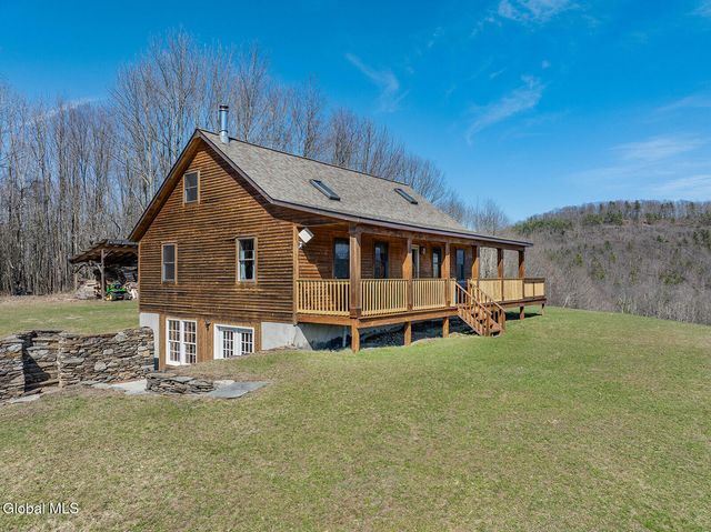 1267 Patterson Hill Road, Hebron, NY 12865
