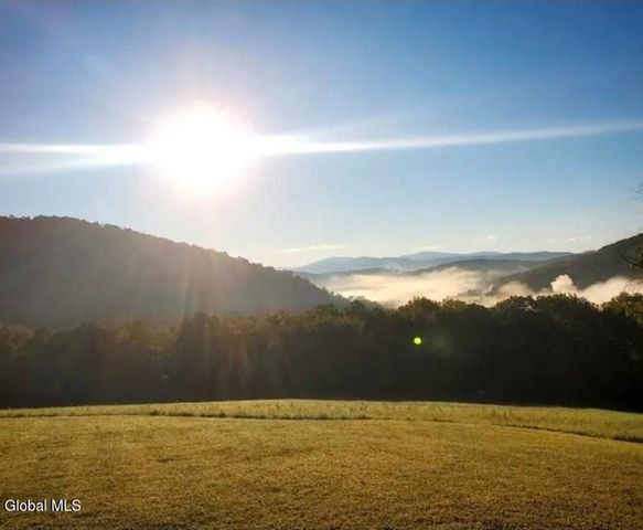 1267 Patterson Hill Road, Hebron, NY 12865