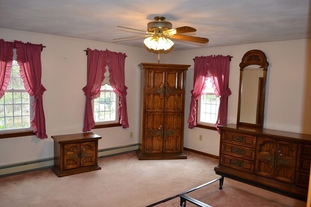 55 Mendon Rd, Sutton, MA 01590