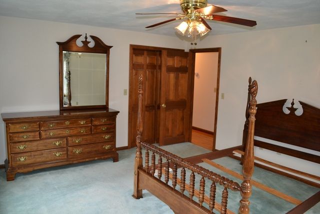 55 Mendon Rd, Sutton, MA 01590