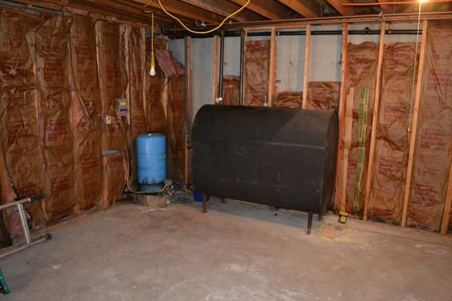 55 Mendon Rd, Sutton, MA 01590