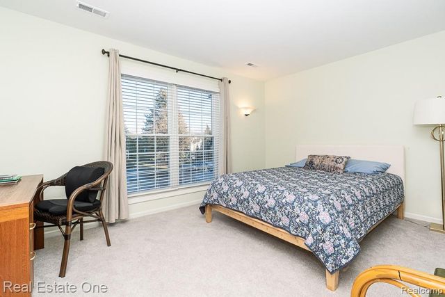 1903 Eagle Pointe, Bloomfield Hills, MI 48304