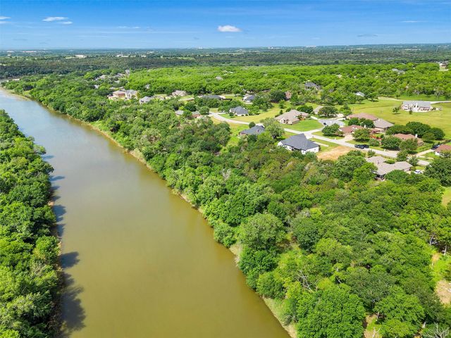 9702 Bellechase Road, Granbury, TX 76049