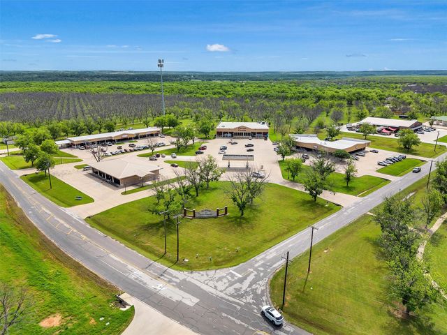 9702 Bellechase Road, Granbury, TX 76049