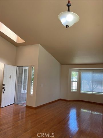 1341 Grovehill Dr., Riverside, CA 92507