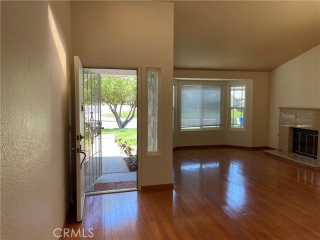 1341 Grovehill Dr., Riverside, CA 92507