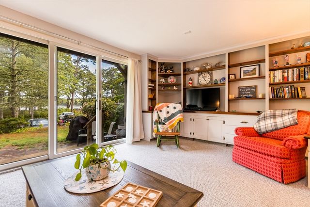 300 Buck Island Rd 8B, Yarmouth, MA 02673