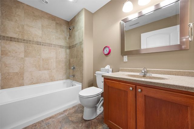 4301 Viola Street NE, Cedar Rapids, IA 52411