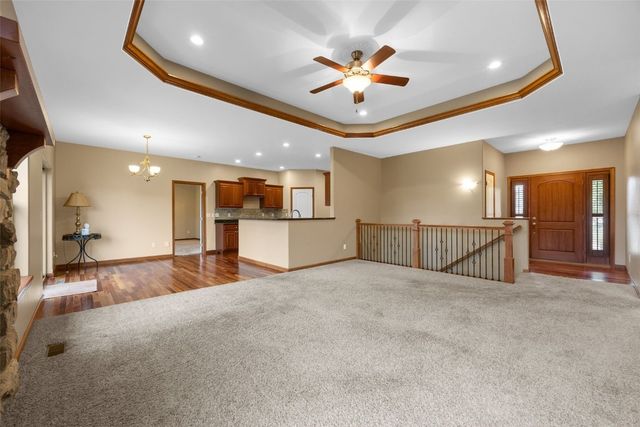 4301 Viola Street NE, Cedar Rapids, IA 52411