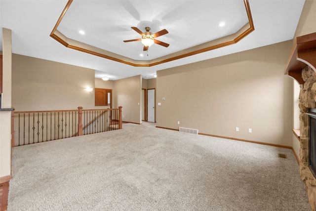 4301 Viola Street NE, Cedar Rapids, IA 52411