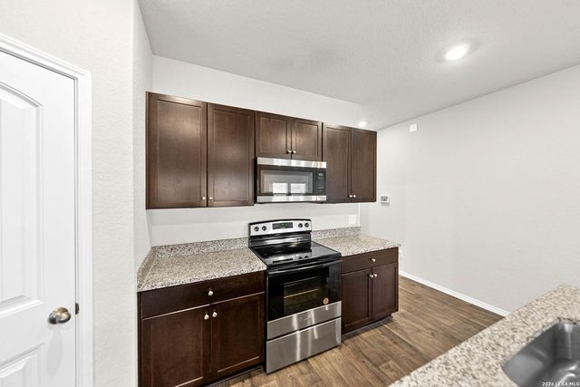 917 Chachalaca, Seguin, TX 78155