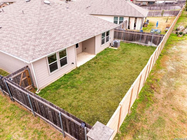 917 Chachalaca, Seguin, TX 78155