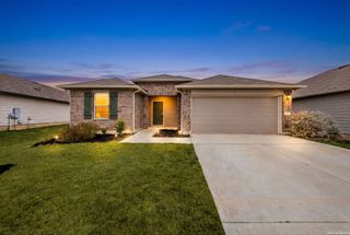 917 Chachalaca, Seguin, TX 78155