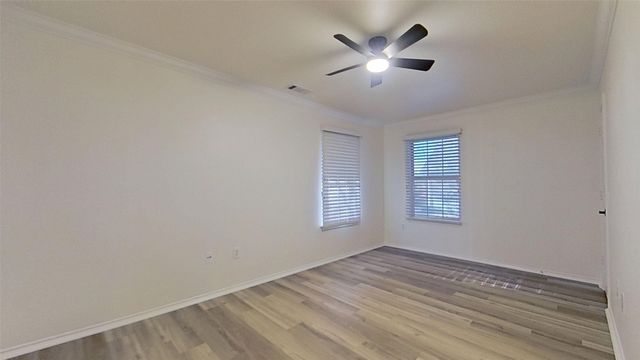 1004 Bridges Drive, Arlington, TX 76012