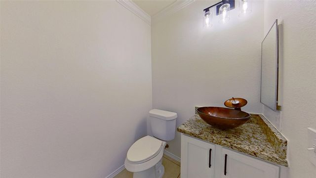 1004 Bridges Drive, Arlington, TX 76012