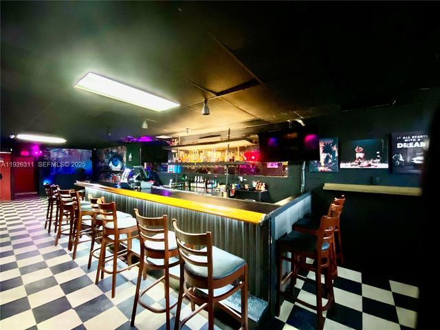 14247 NW 7th Ave, North Miami, FL 33168